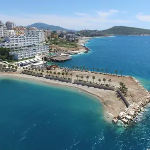 Santa Quaranta Premium Saranda